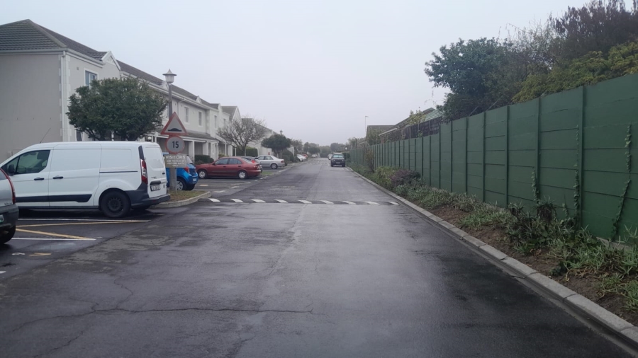 1 Bedroom Property for Sale in Pinelands Western Cape